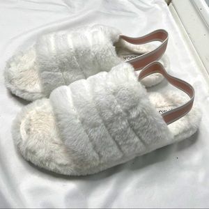 Top Moda Women's White Fluff Slipper Sandles